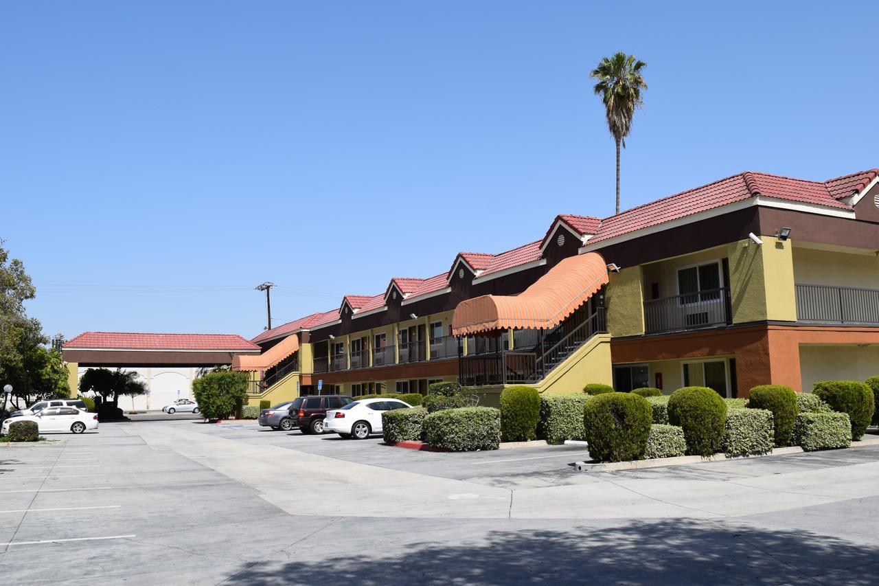 Budget Inn La Puente Exterior foto